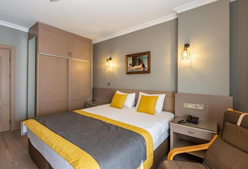 スーペリアールーム, Seraglio Hotel & Suites