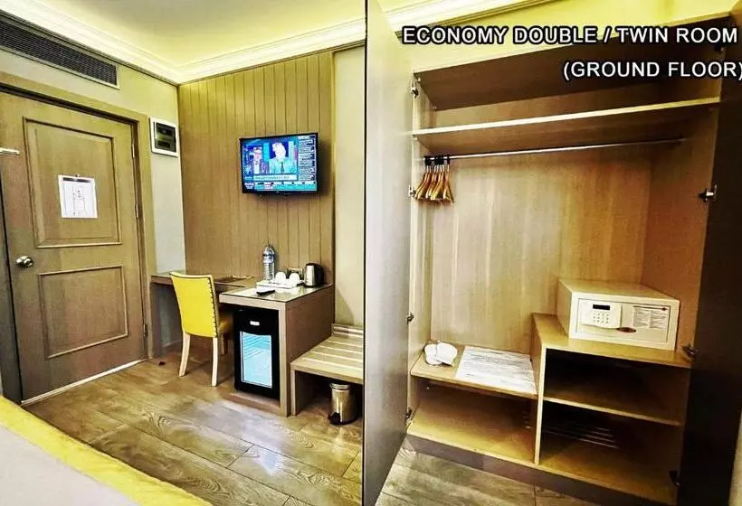 اتاق اکونومی, Seraglio Hotel & Suites