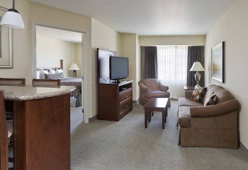 스탠다드 스튜디오, Staybridge Suites El Paso Airport, An Ihg