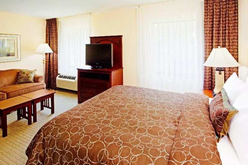 キングサイズベッドのスイートルーム, Staybridge Suites Quantico Stafford, An Ihg