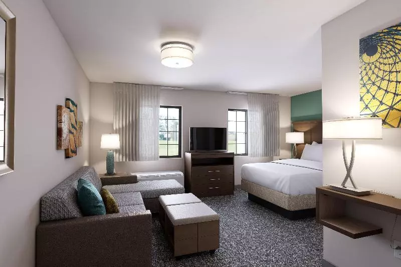 キングサイドベッドのスタンダードワンルーム, Staybridge Suites Quantico Stafford, An Ihg
