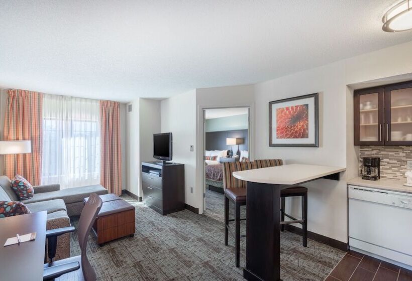 جناح, Staybridge Suites Wilmington Newark By Ihg