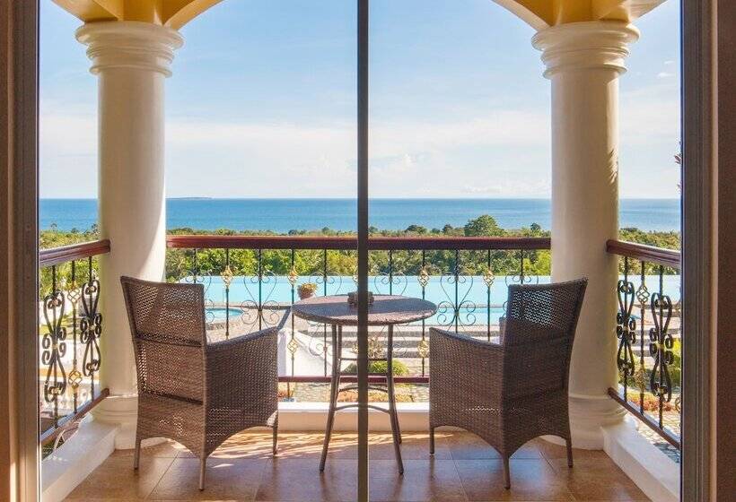 חדר פרמיום עם נוף לבריכה, The Peacock Garden