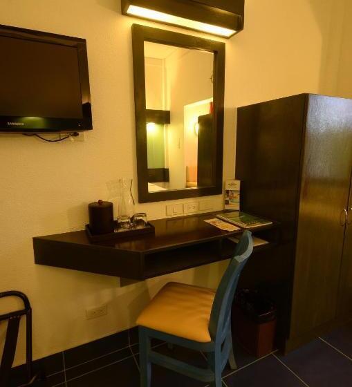 اتاق استاندارد با چشمانداز باغ, Microtel By Wyndham Puerto Princesa