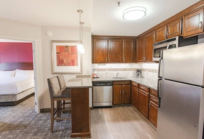 סוויטה, Staybridge Suites Wilmington East, An Ihg