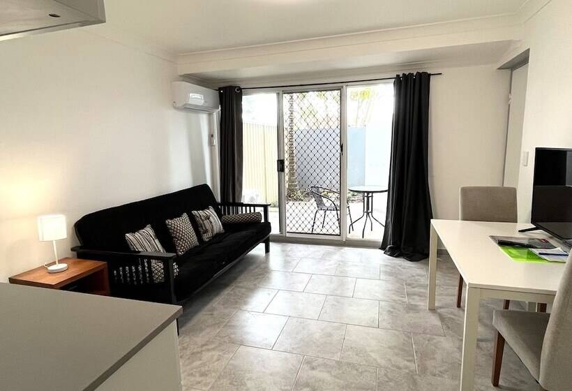 带1个卧室的公寓, Broadwater Keys