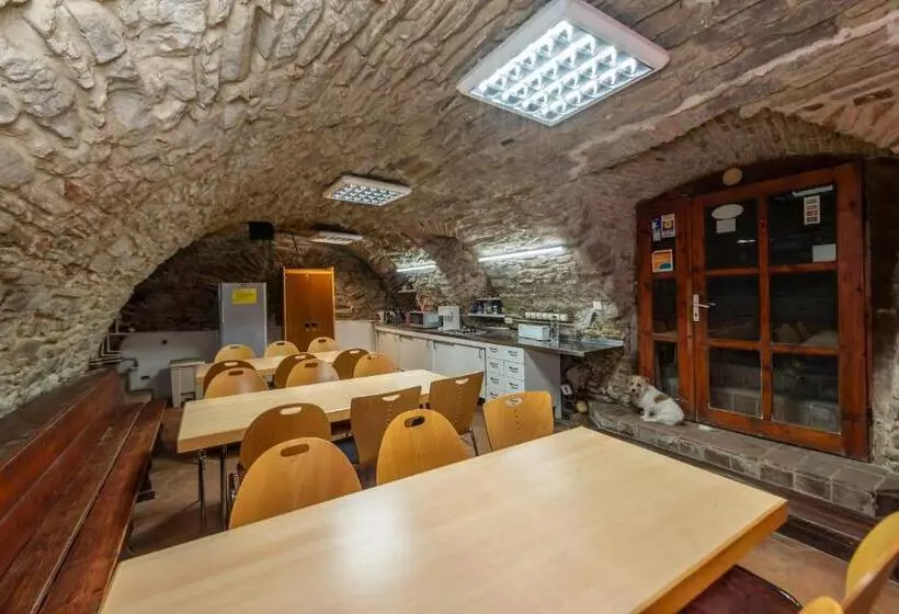 Standard Yhden Hengen Huone Jaettu Kylpyhuone, Burg Hostel Sighisoara