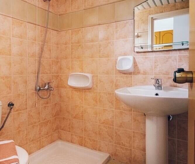 标准间带阳台, Dinos