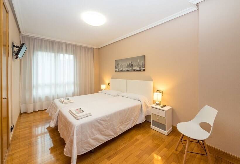 חדר סטנדרט לשלושה, Gestion De Alojamientos Rooms