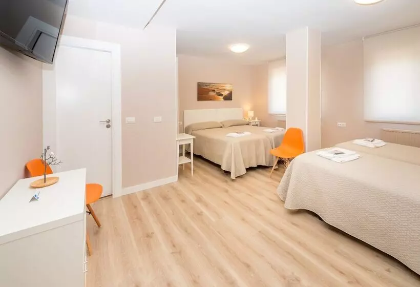 Standard Neljän Hengen Huone, Gestion De Alojamientos Rooms