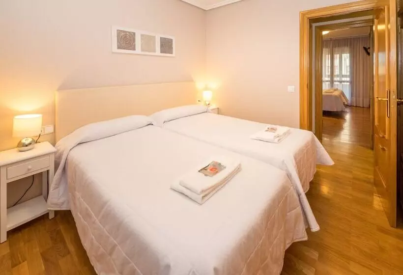 Standard Neljän Hengen Huone, Gestion De Alojamientos Rooms
