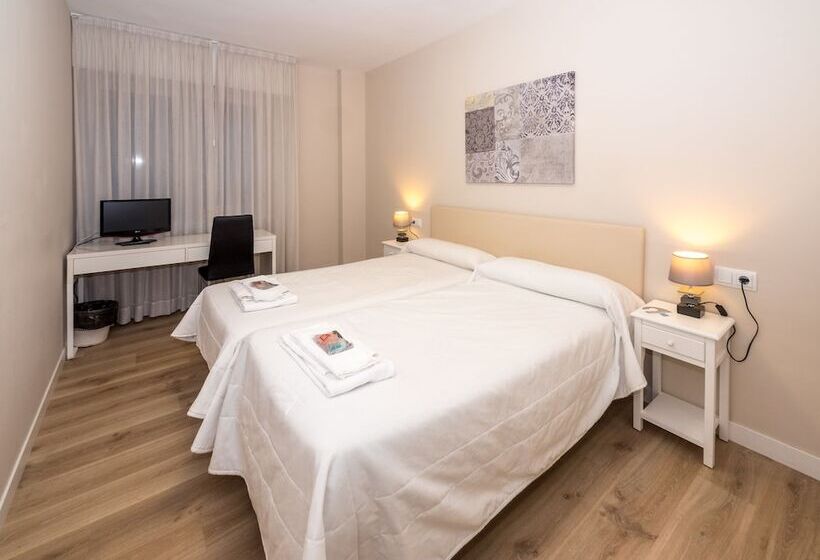 Четырехместный Номер Стандарт, Gestion De Alojamientos Rooms