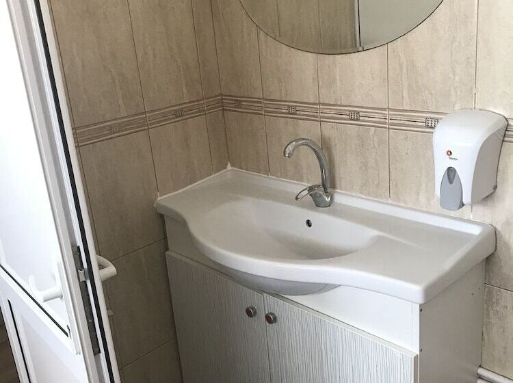 디럭스 룸, Funnytime