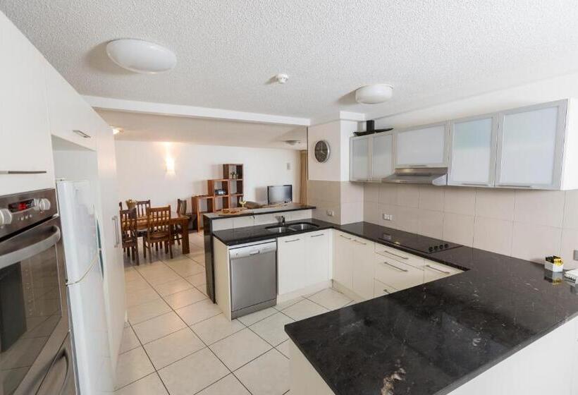 Family flat with sea view, Gemini Resort
