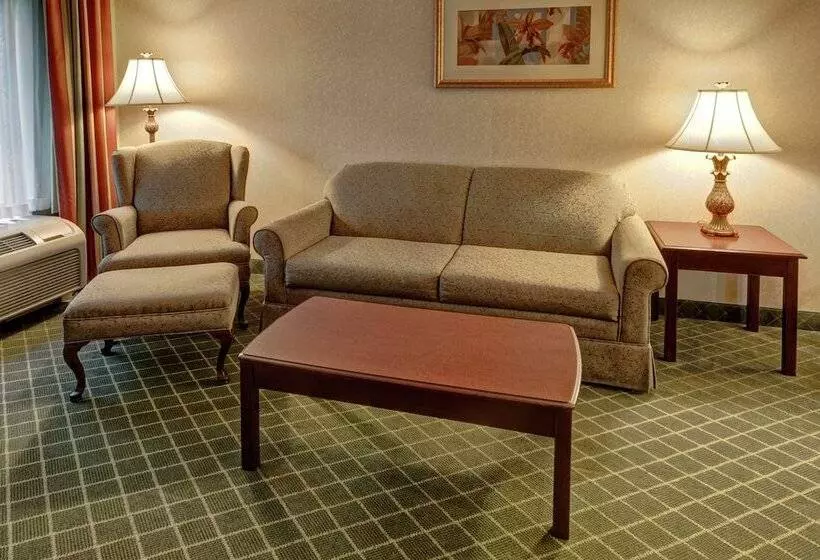 スタンダードスタジオ, Hampton Inn Cambridge
