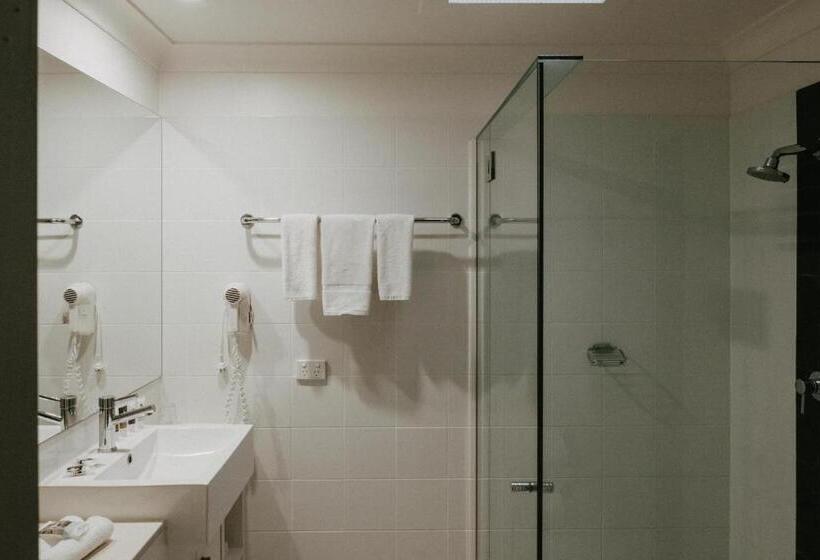 带特大床的豪华房间, Mercure Clear Mountain Lodge