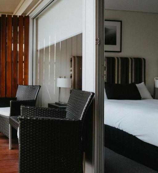 스탠다드 룸 퀸사이즈 침대, Mercure Clear Mountain Lodge