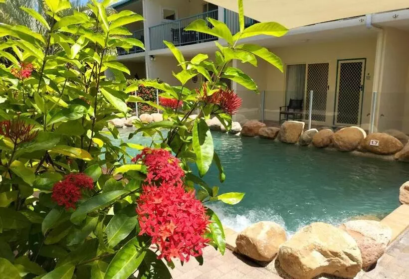 バルコニー付２ベッドルームアパートメント, Sails On Horseshoe