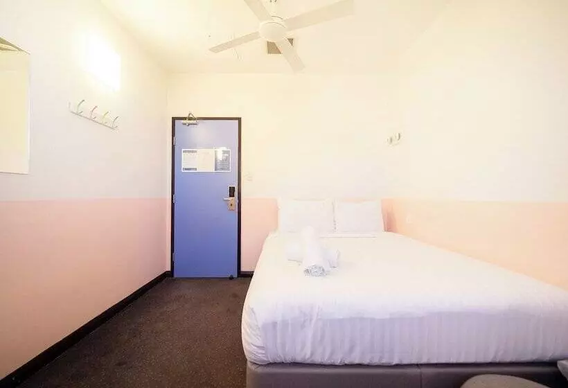 バス共有のスタンダードルーム, Yha Sydney Central