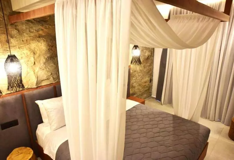 スーペリアールーム, Rafael Hotel Adults Only