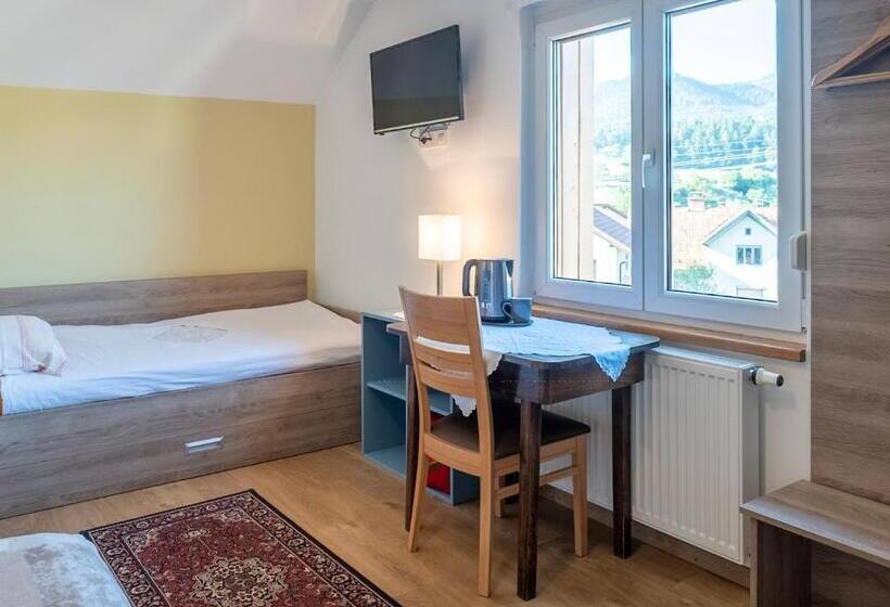 اتاق استاندارد سه نفره, Rooms Pevc & Hostel Ljubno Ob Savinji