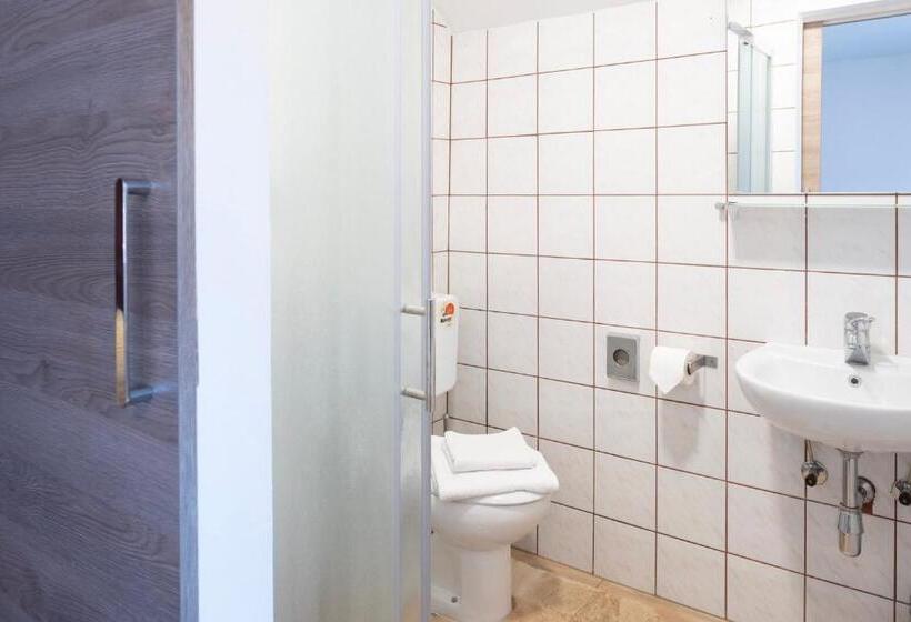 اتاق استاندارد سه نفره, Rooms Pevc & Hostel Ljubno Ob Savinji