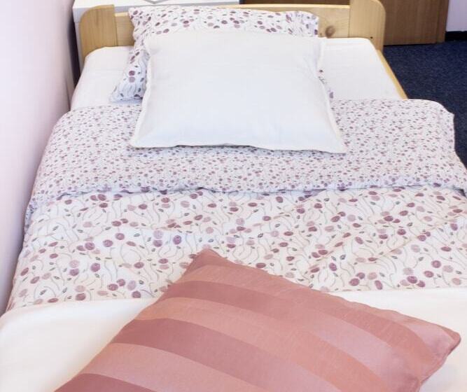 스탠다드 싱글 룸 공동욕실, Absynt Hostel Wrocław