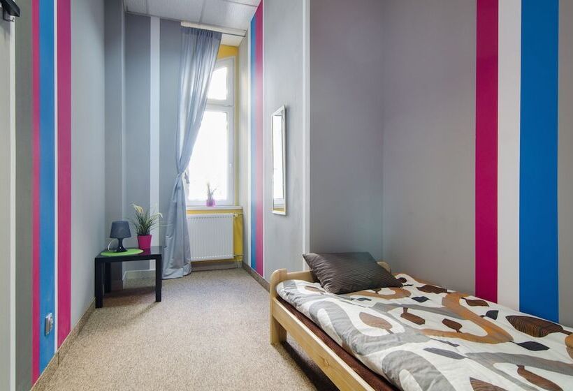 Номер Стандарт Индивидуальный Совместная Ванная, Absynt Hostel Wrocław