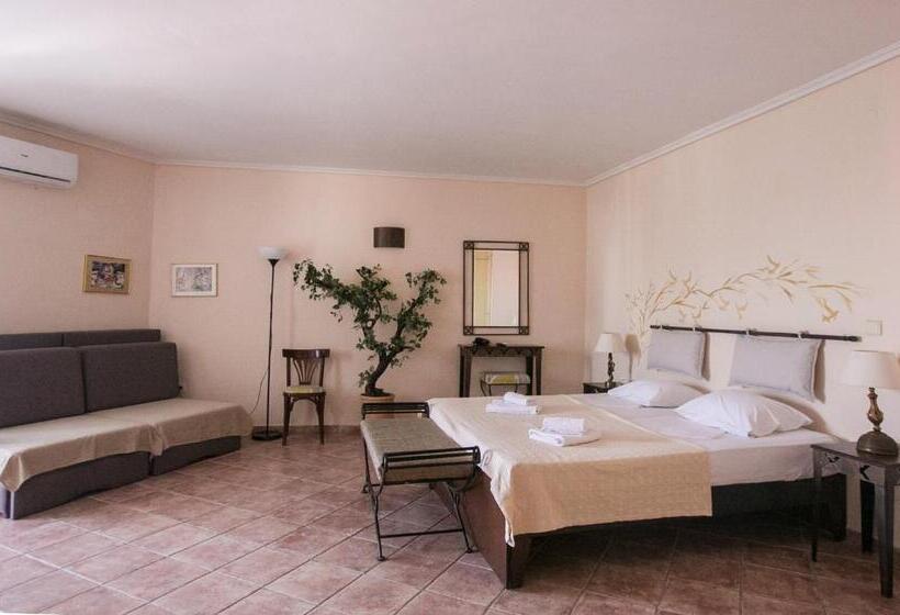 Семейный Номер, Ammon Garden Hotel