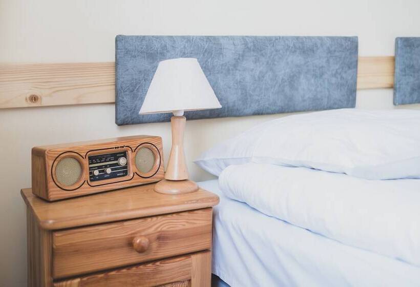 Quarto Economy, Cybulskiego Guest Rooms