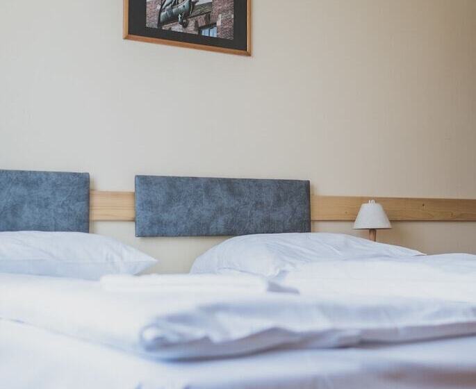 エコノミールーム, Cybulskiego Guest Rooms