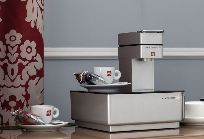 デラックスルーム, Demetra Art Hotel