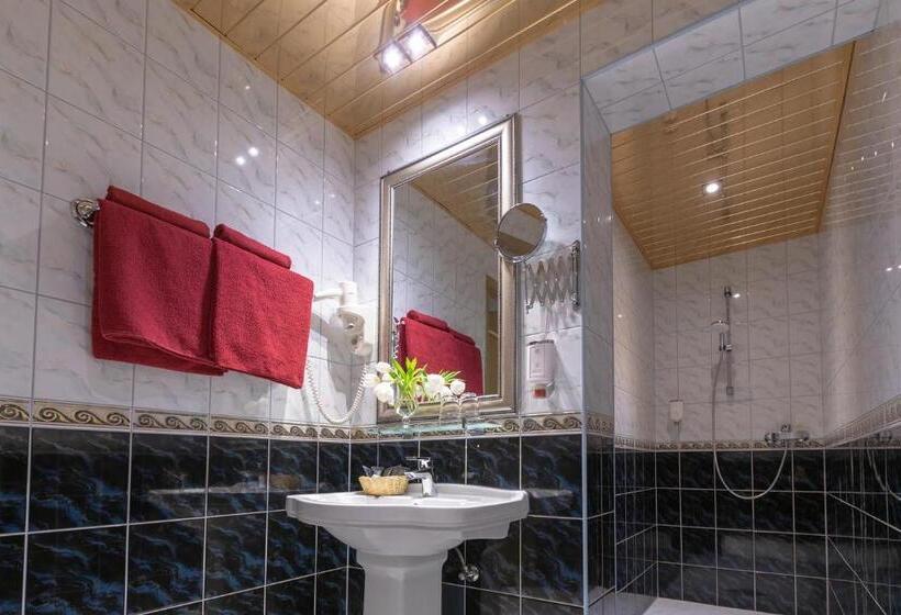 سوییت, Hansa Hotel