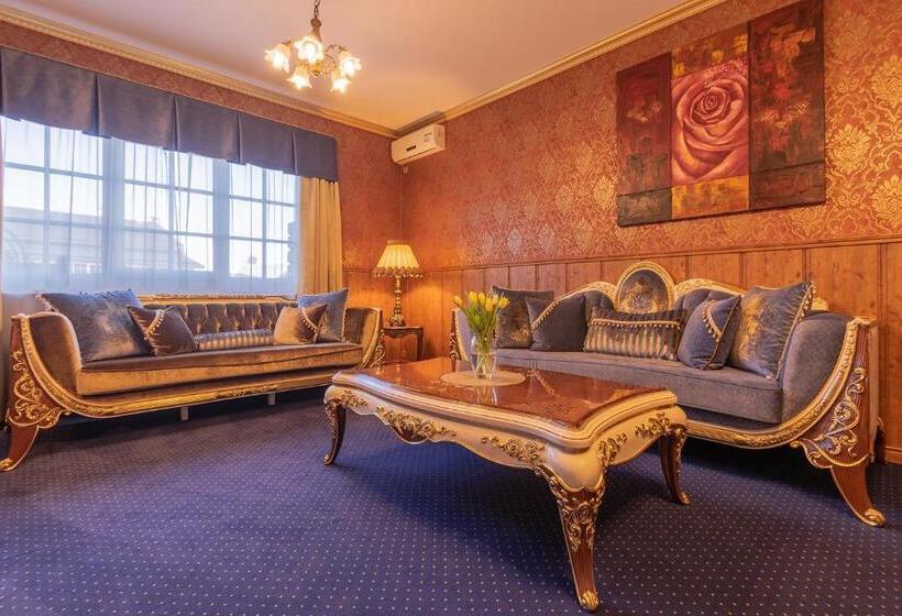 سوییت, Hansa Hotel