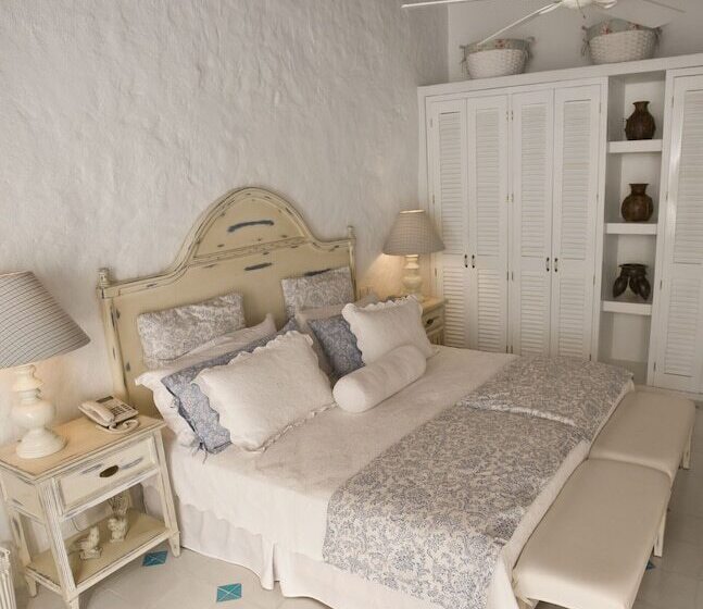 Полулюкс, Casa Quero