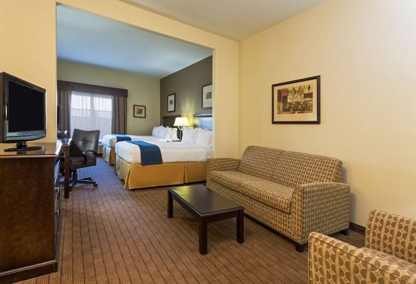 جناح, Holiday Inn Express & Suites Moultrie, An Ihg