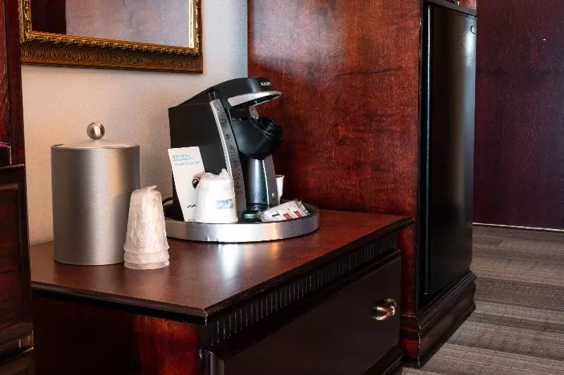 身障者適用スイートルーム, Holiday Inn Express & Suites   Tuscaloosa University, An Ihg
