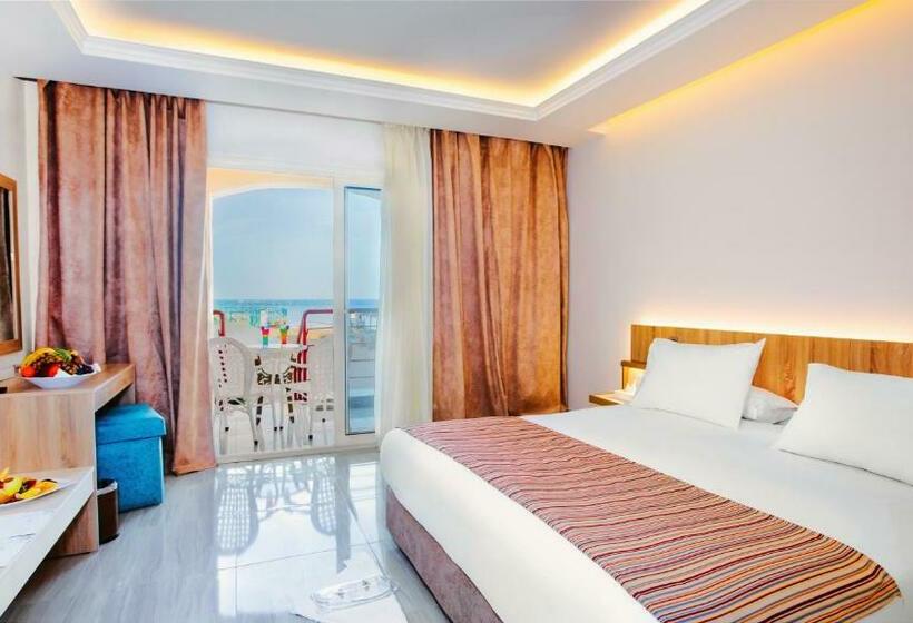 اتاق استاندارد, Titanic Beach   Families And Couples Only