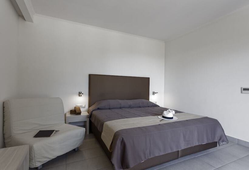 디럭스 룸, Lagomandra Hotel And Spa