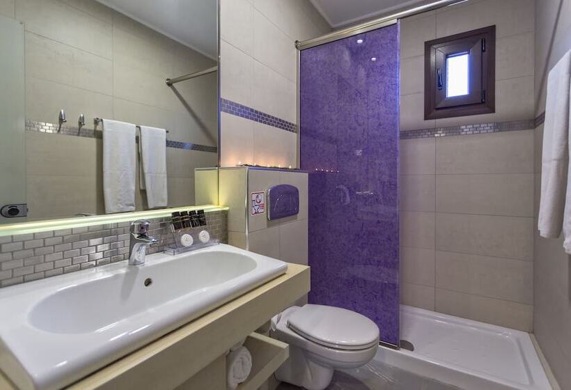 디럭스 패밀리 룸, Lagomandra Hotel And Spa