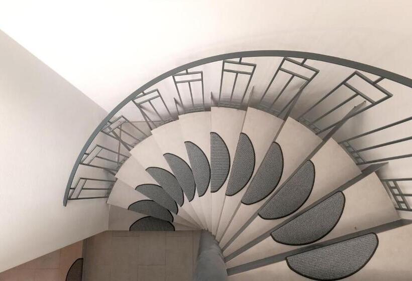 Pokój Rodzinny, Hostel Old Town