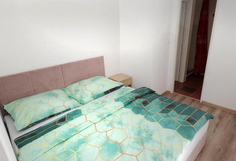 Pokój Rodzinny, Hostel Old Town