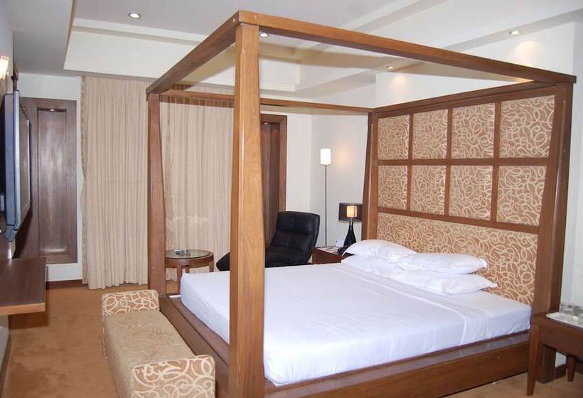 行政房间, Cambay Sapphire Gandhinagar