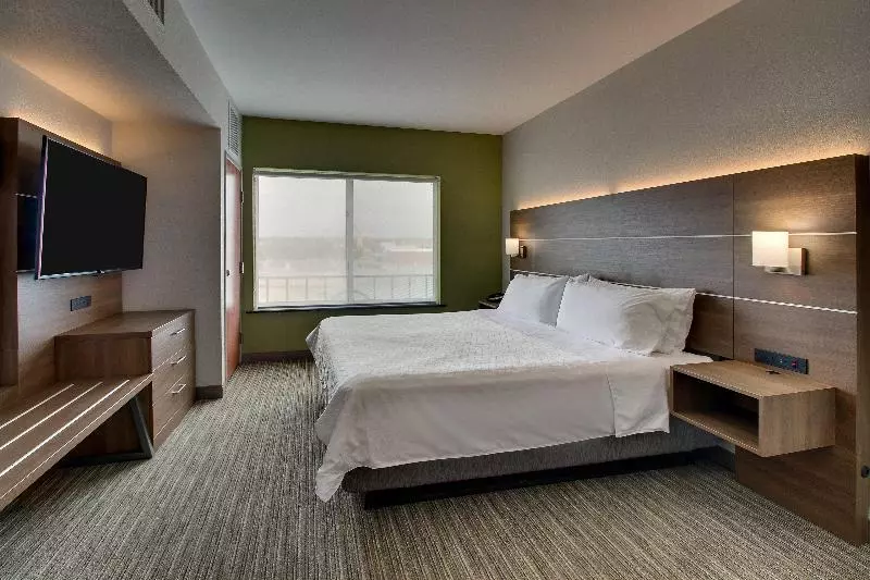 سوییت, Holiday Inn Express Hotel & Suites Waukegan/gurnee, An Ihg