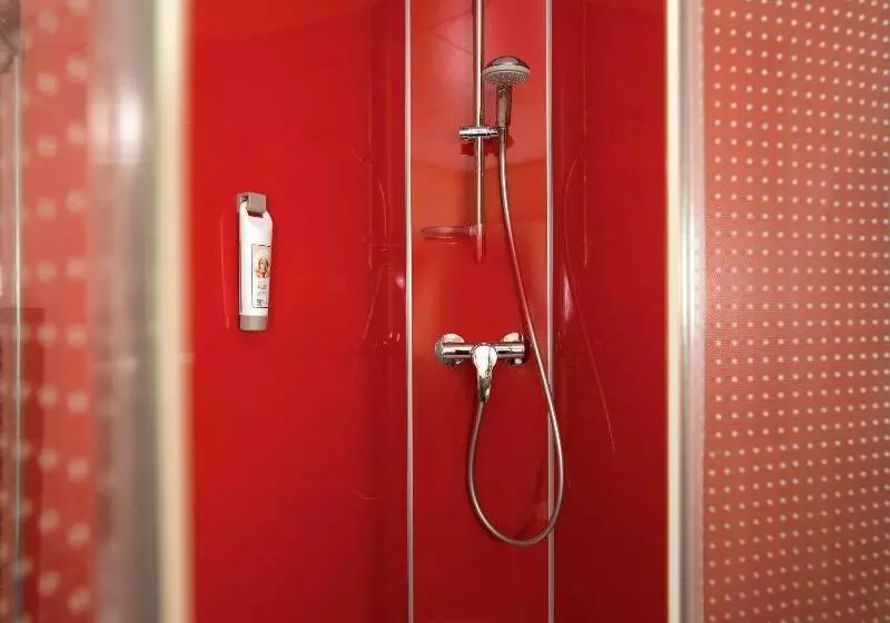 Standard Yhden Hengen Huone, Ibis Leiden Centre