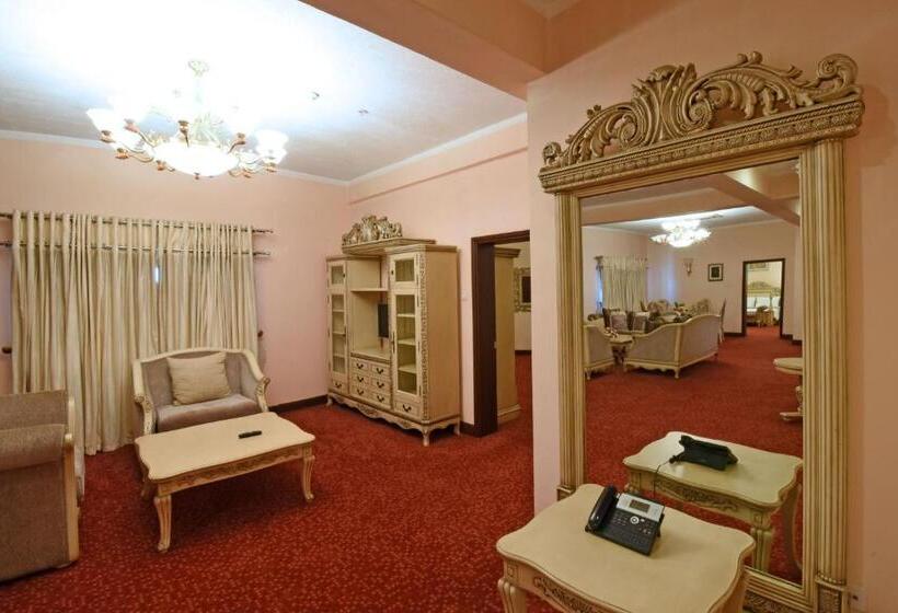 سوئیت پرزیدنت, Imperial Royale