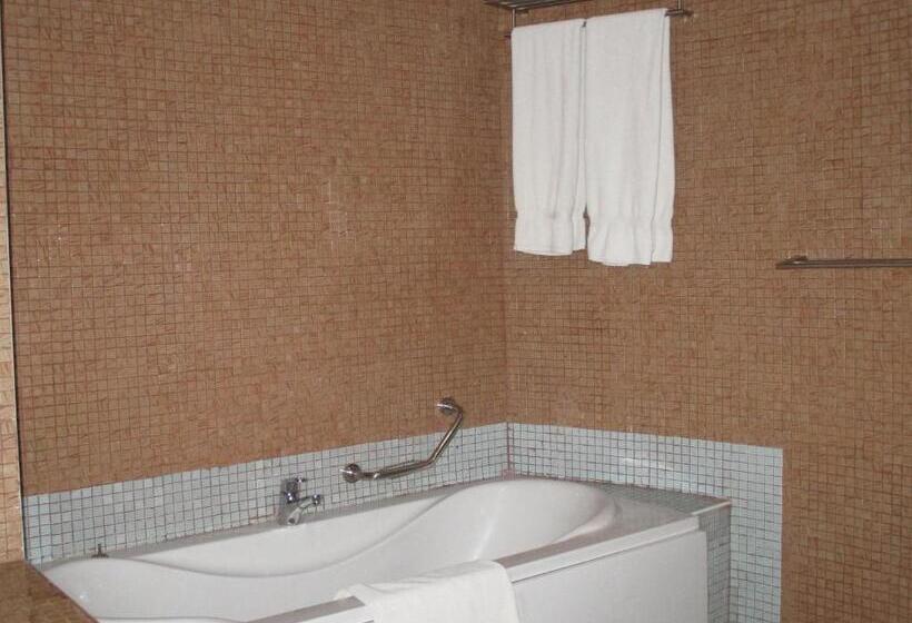 سوئیت پرزیدنت, Imperial Royale