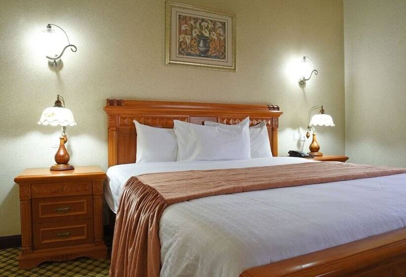 اتاق لوکس, Imperial Royale