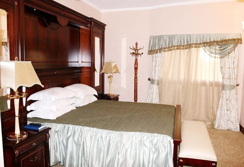 اتاق اجرایی, Imperial Royale