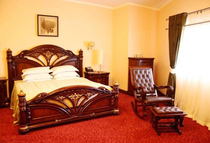 سوییت اجرایی, Imperial Royale